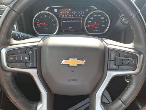 Used 2021 Chevrolet Silverado 1500 LTZ w/ Technology Package AWD/4WD image 21