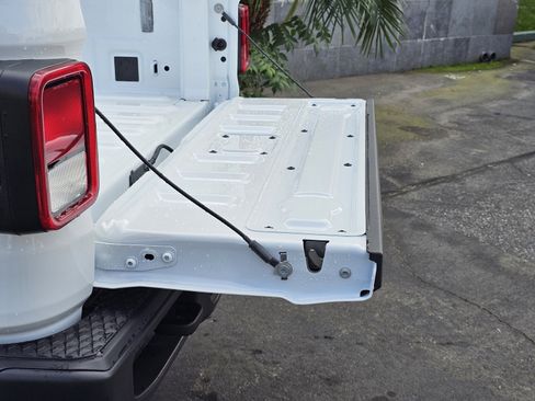 New 2026 Jeep Gladiator Sport image 8