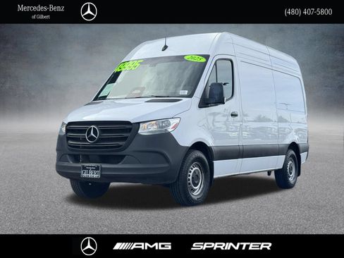 Used 2025 Mercedes-Benz Sprinter 2500 image 1