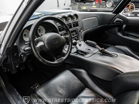 Used 1999 Dodge Viper GTS RWD image 4