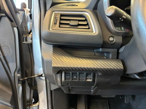 Used 2023 Subaru Ascent Premium w/ Convenience Package AWD/4WD image 16