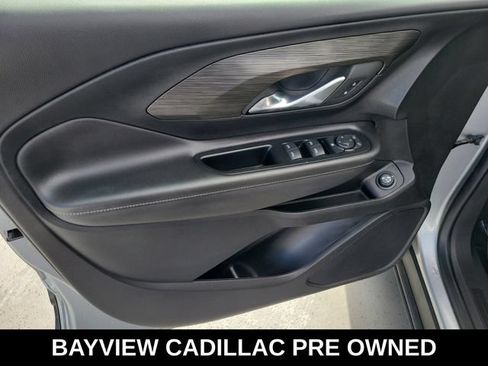 Used 2023 GMC Terrain SLE w/ Driver Convenience Package FWD image 19