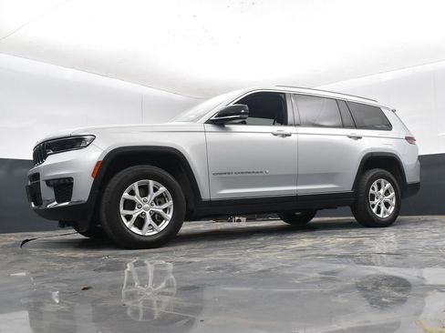 Used 2023 Jeep Grand Cherokee L Limited image 33