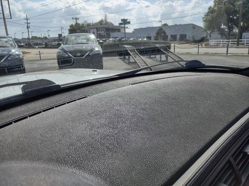 Used 2006 BMW M Roadster image 25