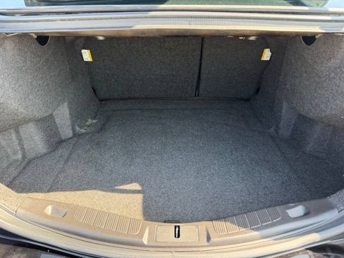 Used 2016 Ford Fusion SE FWD image 26