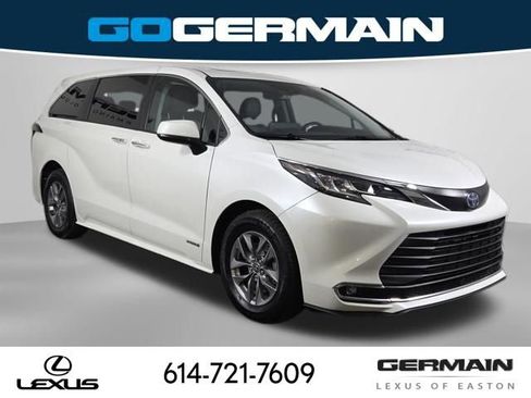 Used 2021 Toyota Sienna XLE FWD image 5