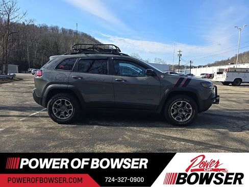 Used 2022 Jeep Cherokee Trailhawk w/ Trailer Tow Group image 4