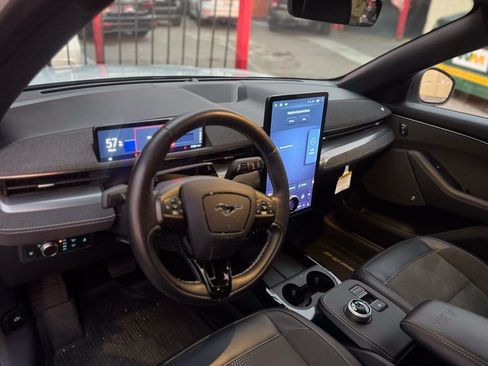Used 2021 Ford Mustang Mach-E GT w/ GT Performance Edition AWD/4WD image 19