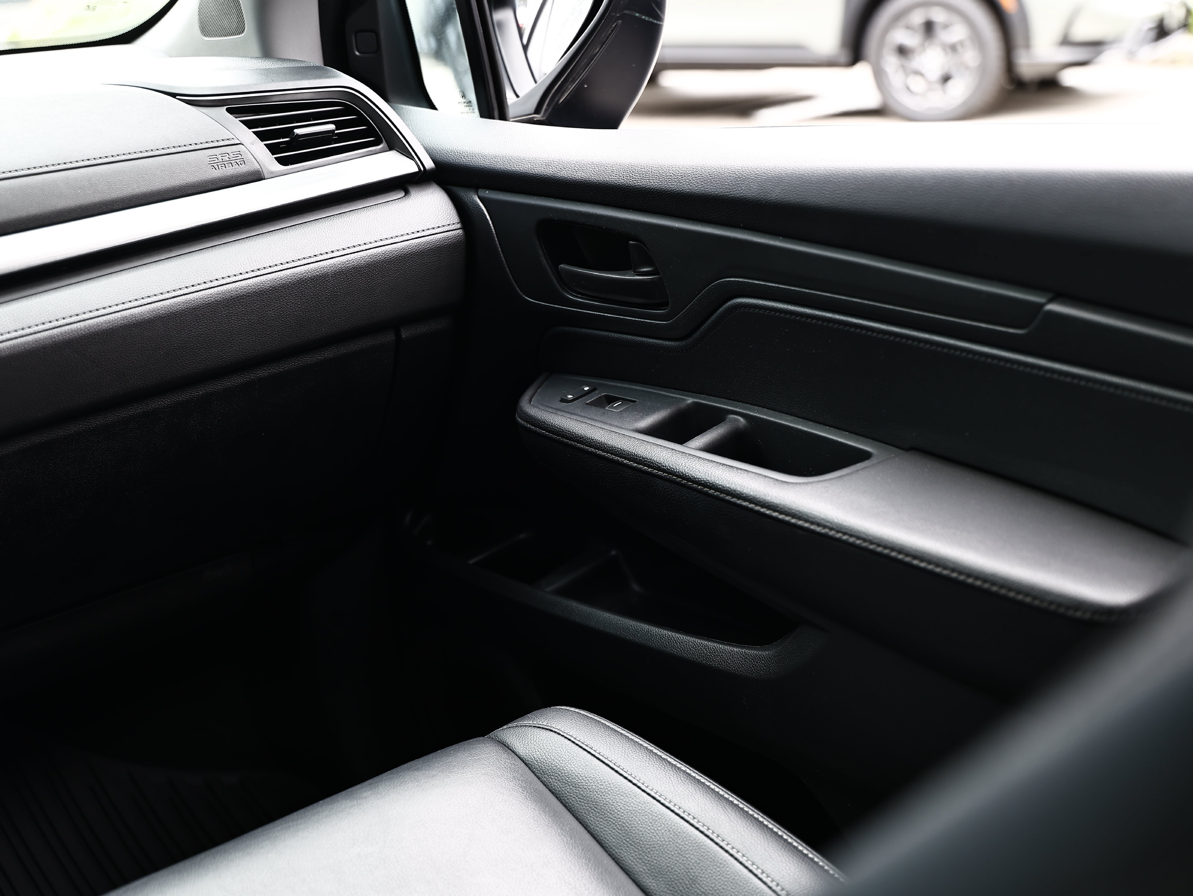 Used 2023 Honda Odyssey EX-L image 27