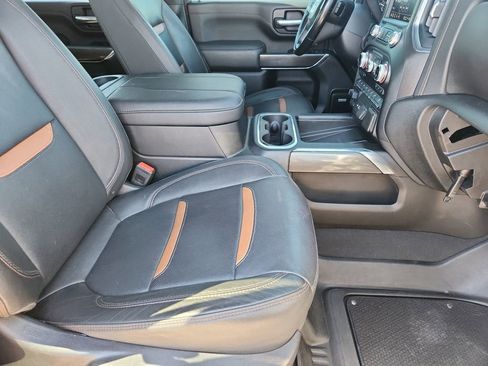 Used 2023 GMC Sierra 2500 AT4 w/ AT4 Preferred Package image 15