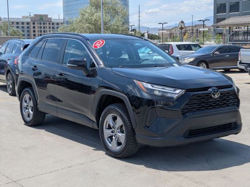 Used 2024 Toyota RAV4 XLE AWD/4WD image 7