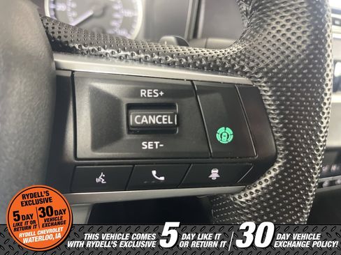 Used 2023 Mitsubishi Outlander SE image 29