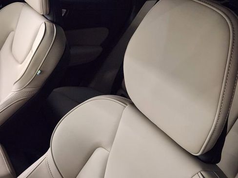 New 2026 Volvo XC60 B5 Plus w/ Protection Package Premier image 15