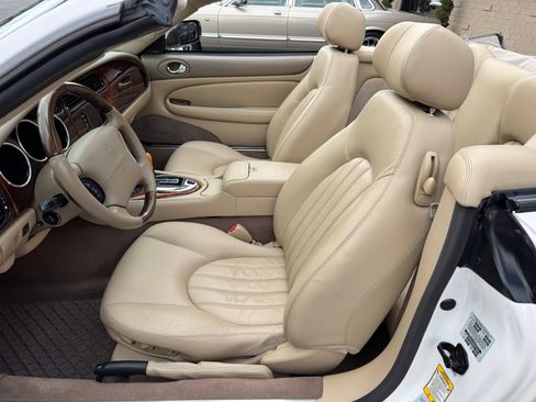 Used 2003 Jaguar XK8 Convertible RWD image 24
