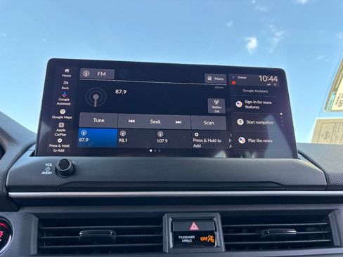 New 2026 Honda Pilot Sport image 18