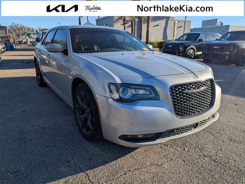 Used 2023 Chrysler 300 S w/ Comfort Group image 1
