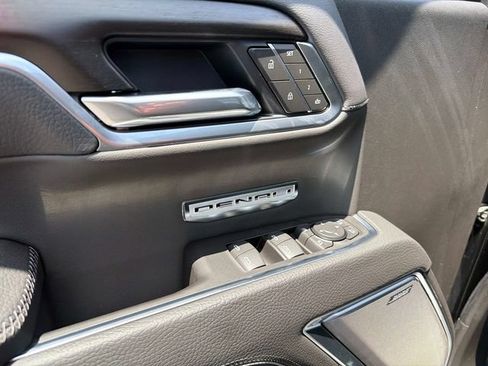 New 2026 GMC Sierra 1500 Denali AWD/4WD image 18