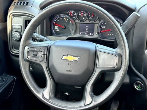 Used 2022 Chevrolet Silverado 1500 Custom image 29