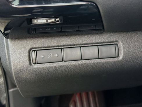 Used 2023 Nissan Pathfinder S AWD/4WD image 10