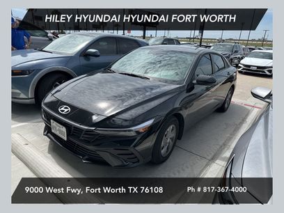 Used 2025 Hyundai Elantra SE