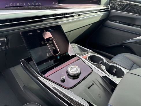 New 2026 Cadillac Escalade IQ Sport 1 w/ LPO, ONYX Package image 37