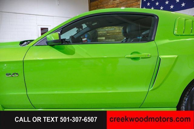 Used 2013 Ford Mustang GT Premium w/ Security Pkg RWD image 11