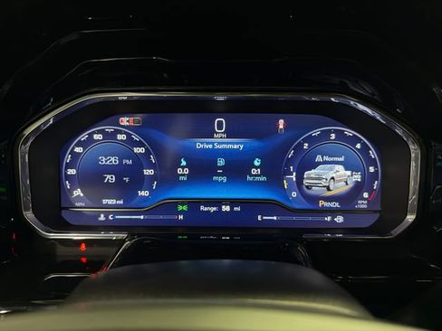 Used 2024 Chevrolet Silverado 1500 LT AWD/4WD image 18