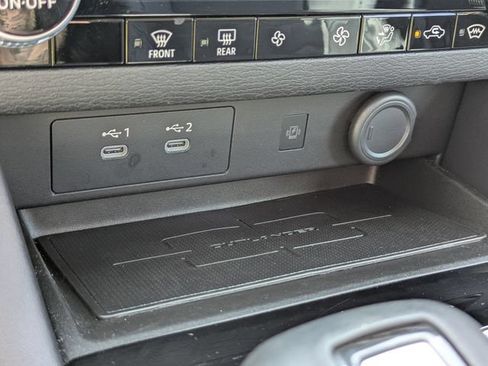Used 2025 Mitsubishi Outlander SE AWD/4WD image 24