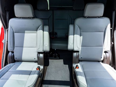 Used 2022 GMC Yukon SLT w/ SLT Premium Package RWD image 35