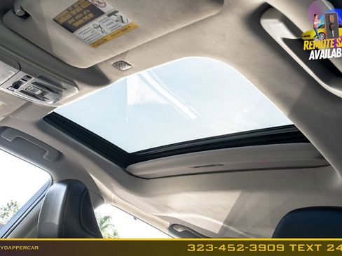 Used 2020 Toyota Highlander XLE image 13