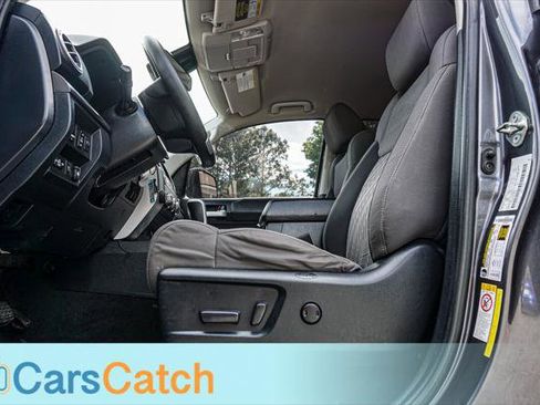 Used 2019 Toyota Tundra SR5 w/ SR5 Upgrade Package AWD/4WD image 16