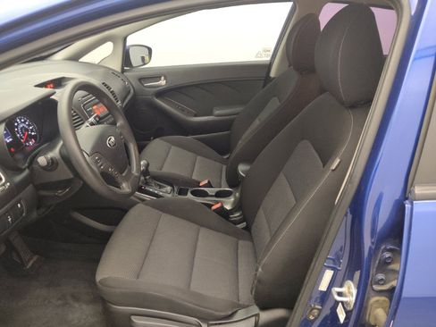 Used 2017 Kia Forte LX image 17
