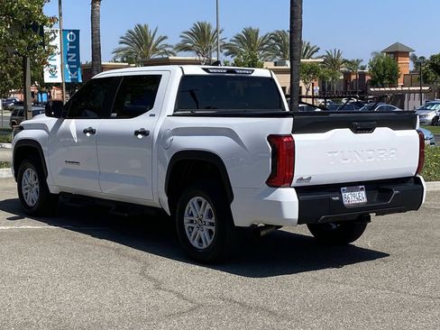Used 2025 Toyota Tundra SR5 AWD/4WD image 40