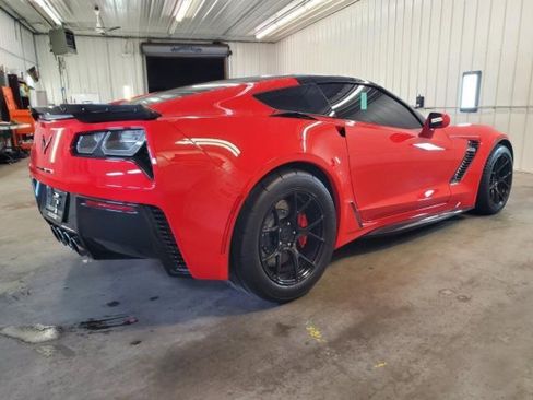 Used 2019 Chevrolet Corvette Z06 RWD image 3