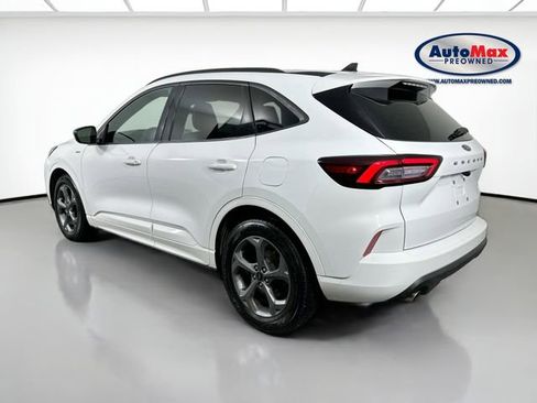 Used 2023 Ford Escape ST-Line image 5