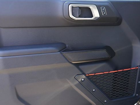 Used 2023 Ford Bronco Raptor AWD/4WD image 9