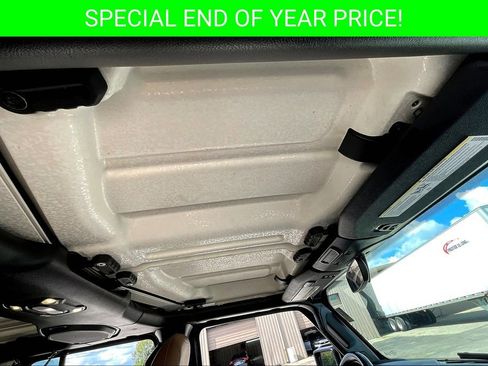 Used 2020 Jeep Gladiator Overland w/ LED Lighting Group image 26