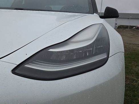Used 2019 Tesla Model 3 Long Range image 25