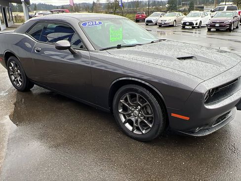 Used 2018 Dodge Challenger GT w/ Driver Convenience Group image 3