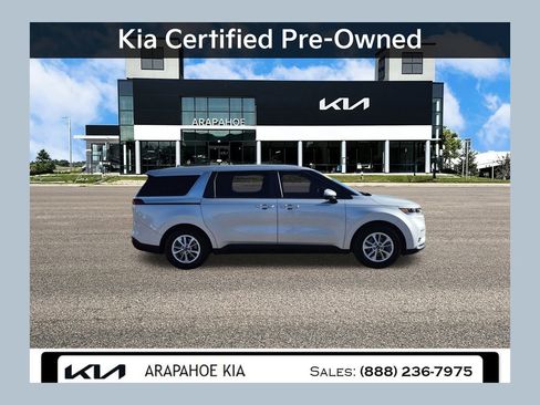 Certified 2023 Kia Carnival LX image 1