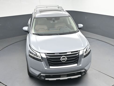 Certified 2023 Nissan Pathfinder Platinum w/ Cargo Package image 36