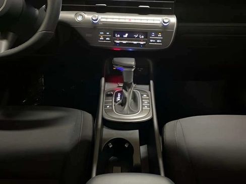 Used 2026 Hyundai Kona SEL Sport FWD image 11