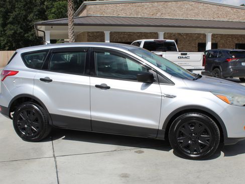 Used 2014 Ford Escape S image 17