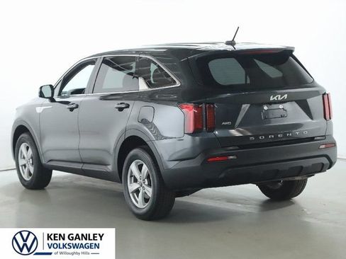 Used 2022 Kia Sorento LX AWD/4WD image 68