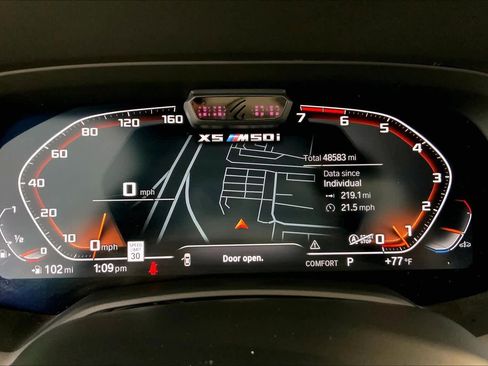 Used 2021 BMW X5 M50i w/ Executive Package AWD/4WD image 25