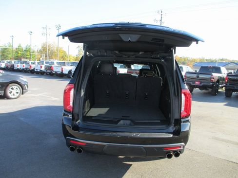 Certified 2023 GMC Yukon XL Denali Ultimate image 7