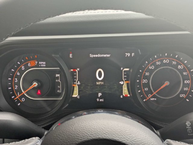 New 2026 Jeep Wrangler Unlimited Sahara AWD/4WD image 31