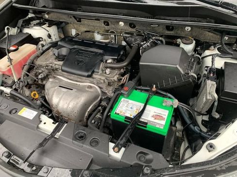 Used 2016 Toyota RAV4 LE AWD/4WD image 28