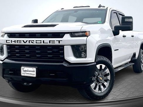Used 2023 Chevrolet Silverado 2500 Custom w/ Custom Value Package image 1