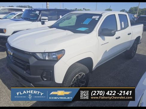 Used 2024 Chevrolet Colorado W/T RWD image 1